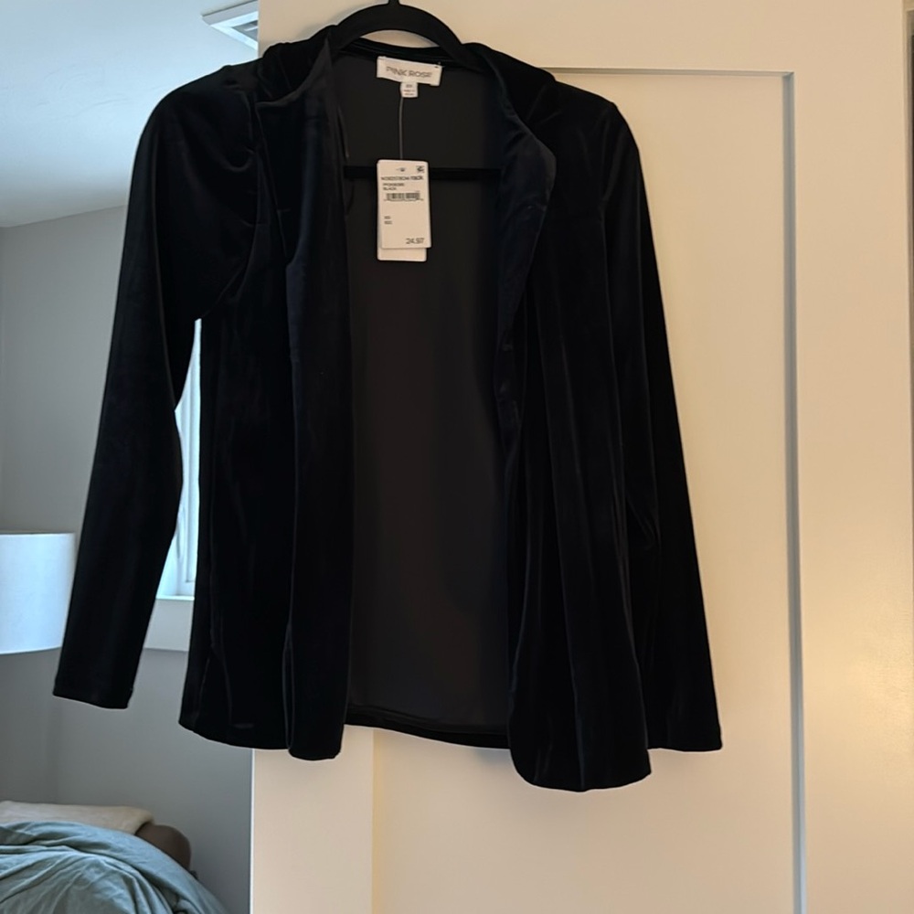 Nordstrom’s Rack - Velvet blazer *NEWw/tags (xs)